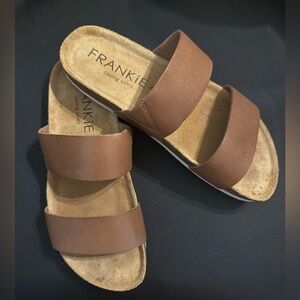 Frankie 4 Leather Slides